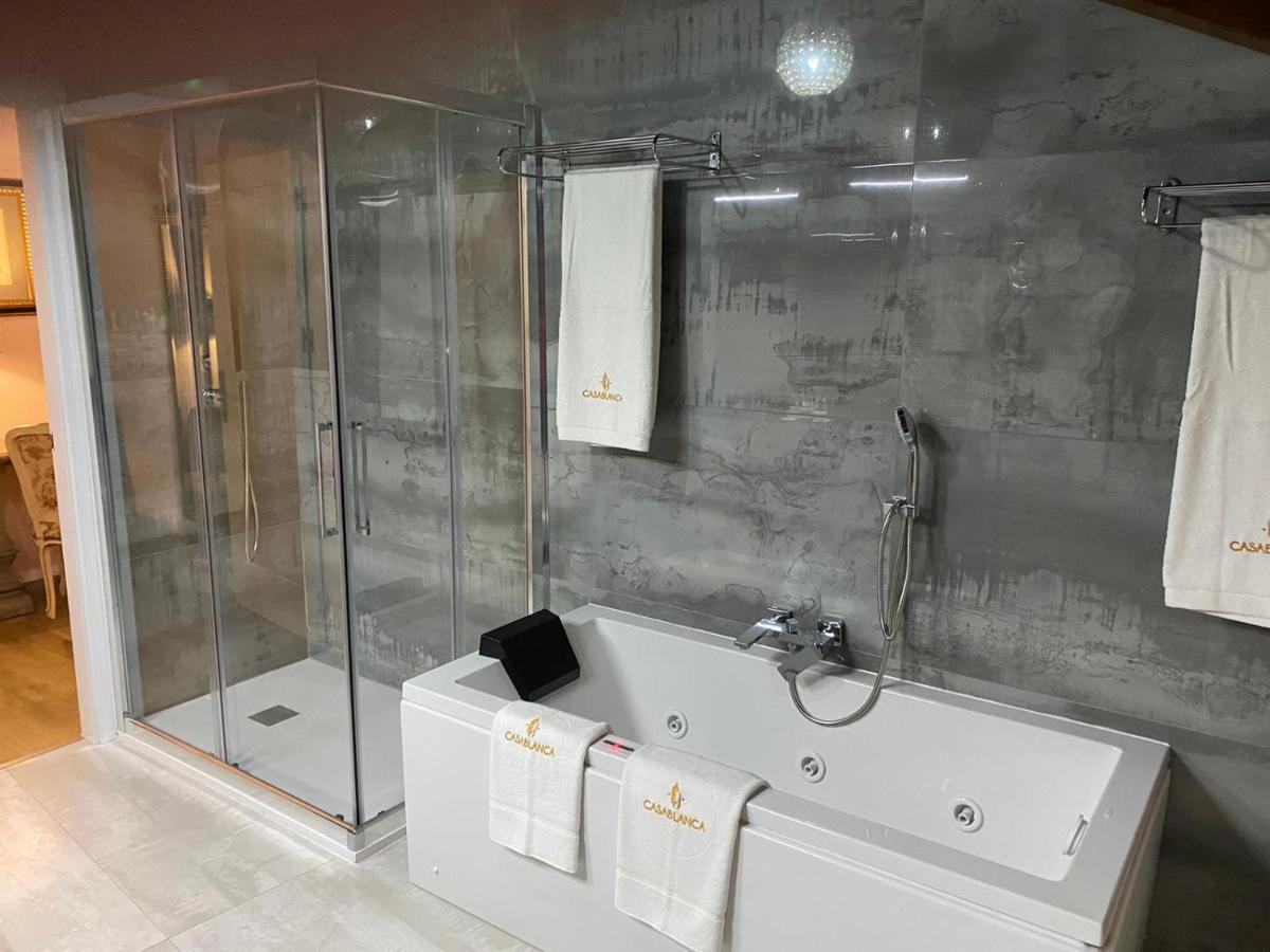 Hotel Casablanca Boutique ลีนาเรส ภายนอก รูปภาพ